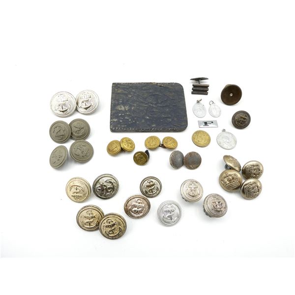 WWI / WWII GERMAN BUTTONS, ETC. LOT