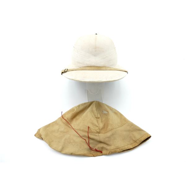 WWII ERA BRITISH MILITARY WOLSELEY PITH HELMET WITH COVER