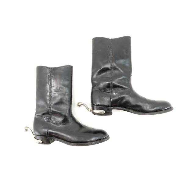 CANADIAN MILITARY STYLE LEATHER BOOTS