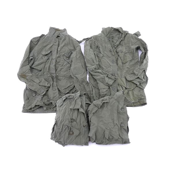 CANADIAN MILITARY LIGHTWEIGHT COMBAT COAT LOT
