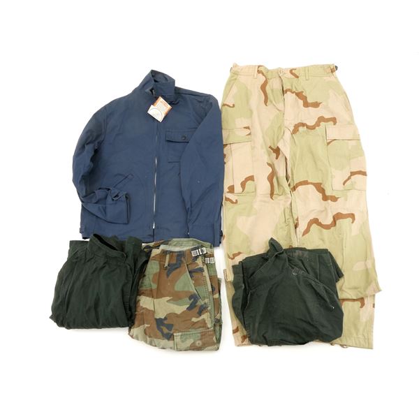 ASSORTED CANADIAN / U.S. MILITARY CLOTHING LOT
