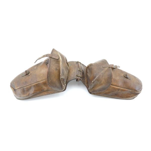 WWI U.S. CAVALRY STYLE LEATHER SADDLE BAGS