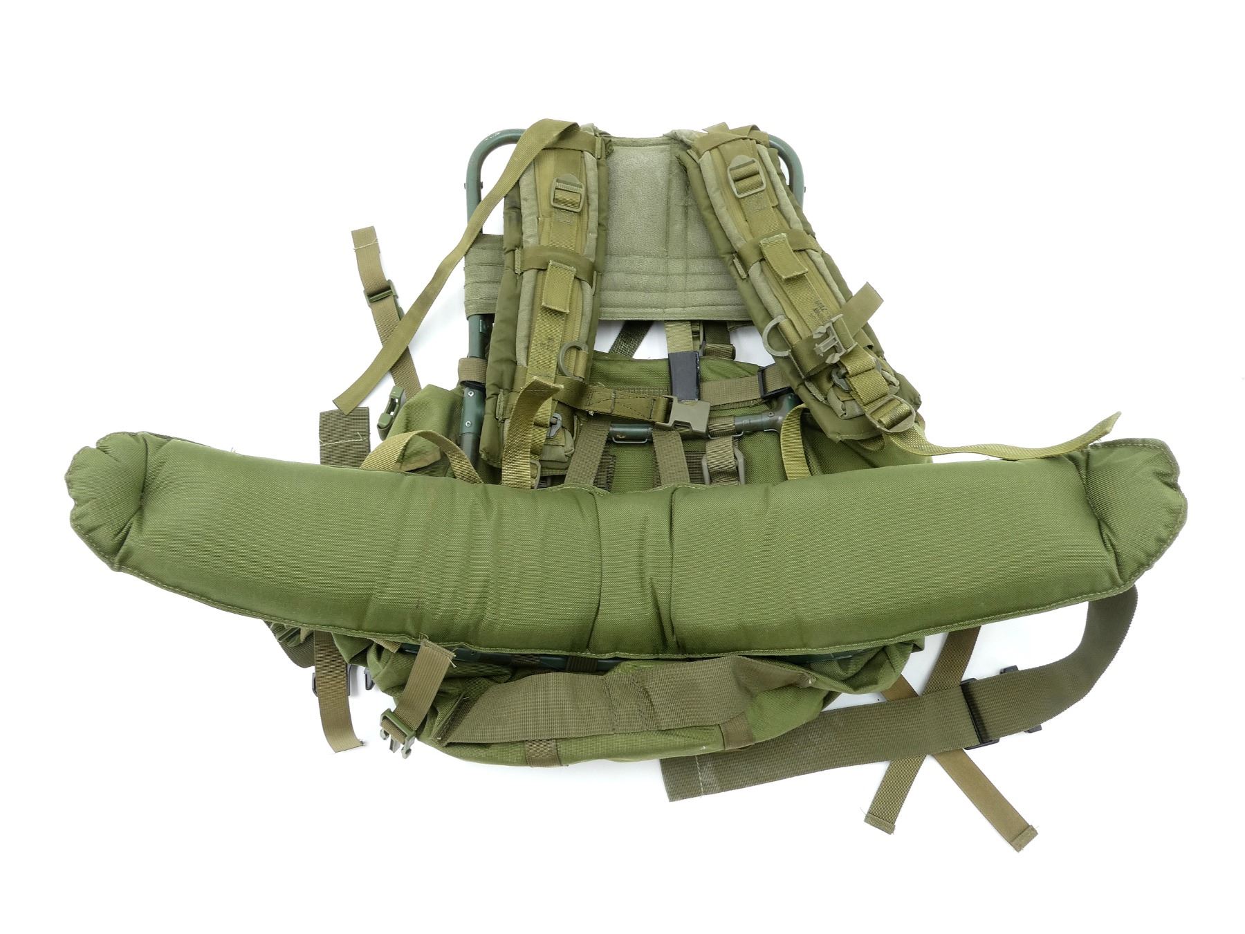 Canadian Military Interm Ruck CANADIAN MILITARY / MILITARY STYLE RUCKSACK