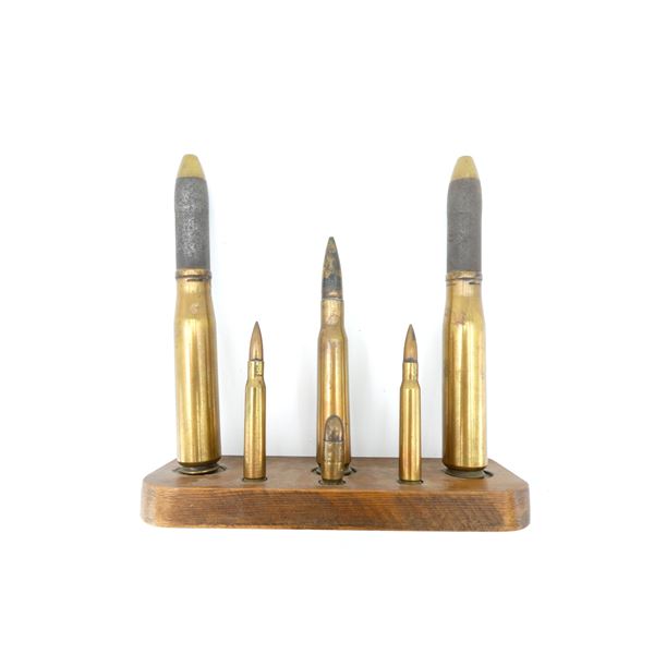 WWII UNKNOWN MILITARY AMMO ROUND TRENCH ART