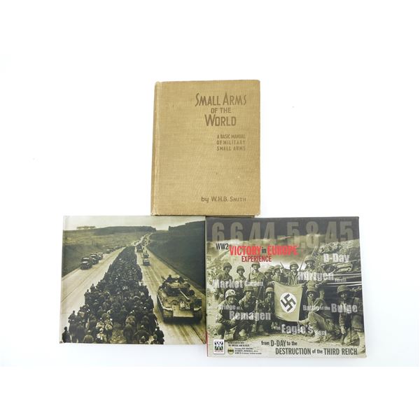 ASSORTED WWII MILITARY / MILITARY WEAPONS BOOK LOT