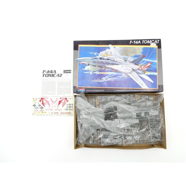 MONOGRAM U.S. NAVY AIR F-14A TOMCAT MODEL KIT