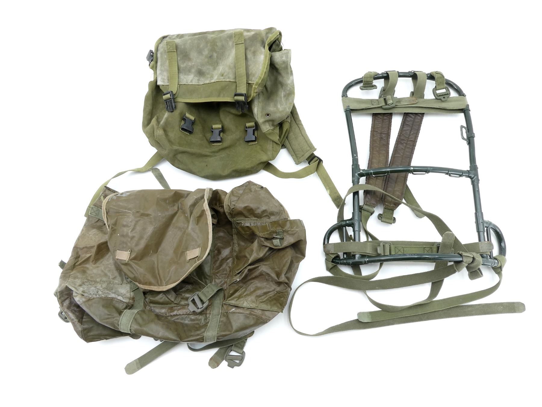 Canadian Military Interm Ruck CANADIAN MILITARY 64 PATTERN RUCKSACK LOT