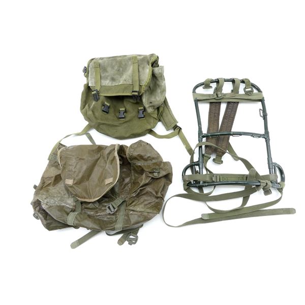 CANADIAN MILITARY 64 PATTERN RUCKSACK LOT