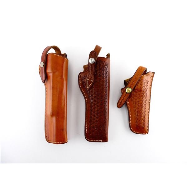 SMITH & WESSON, BIANCHI AND SAFARILAND RIGHT-HANDED HOLSTERS LOT