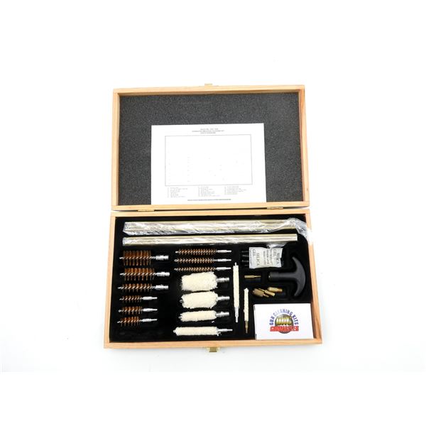 GUNMASTER UNIVERSAL GUN CLEANING KIT