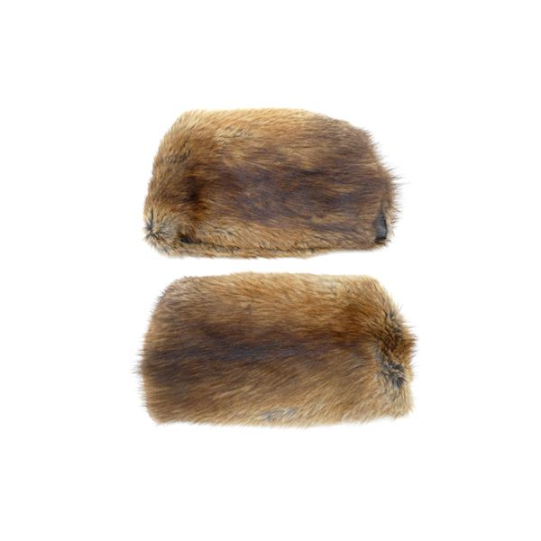 UNKNOWN MILITARY STYLE WINTER HAT LOT