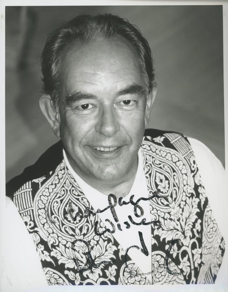 Lifestyles Of The Rich And Famous Robin Leach signed photo