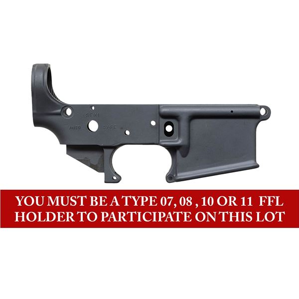 POST 86 DEALER SAMPLE COLT M16A2 COMMANDO