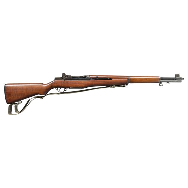 US SPRINGFIELD M1 GARAND SEMI-AUTO MILITARY RIFLE.