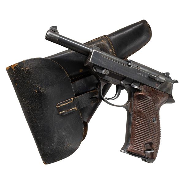 WW2 GERMAN P38 (BYF43) SEMI AUTO PISTOL.