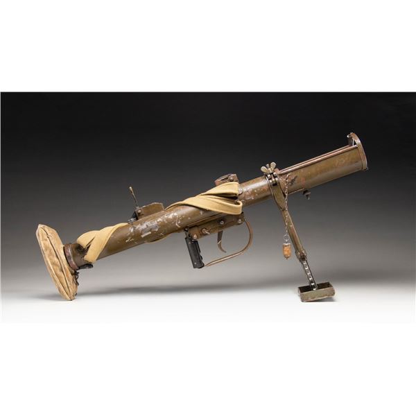 BRITISH WWII PIAT 83MM ANTI-TANK PROJECTOR WITH