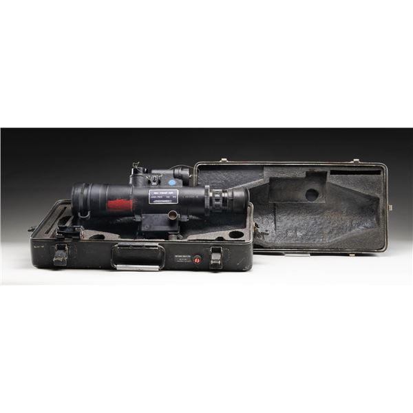 ISRAELI MODIFIED AN/PVS-2 STARLIGHT SCOPE & CASE.