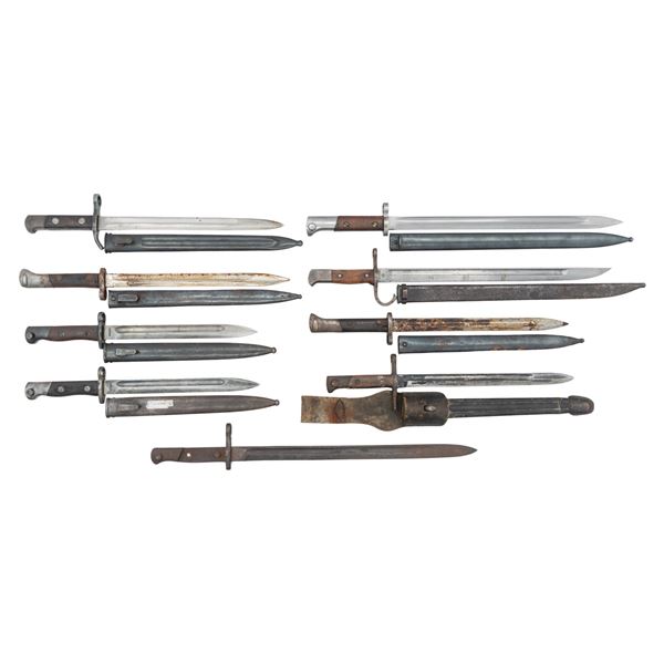 LOT OF ASSORTED FOREIGN MILITARY RIFLE BAYONETS.