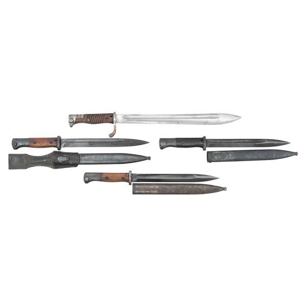 LOT OF 4 GERMAN WWI & WWII BAYONETS.
