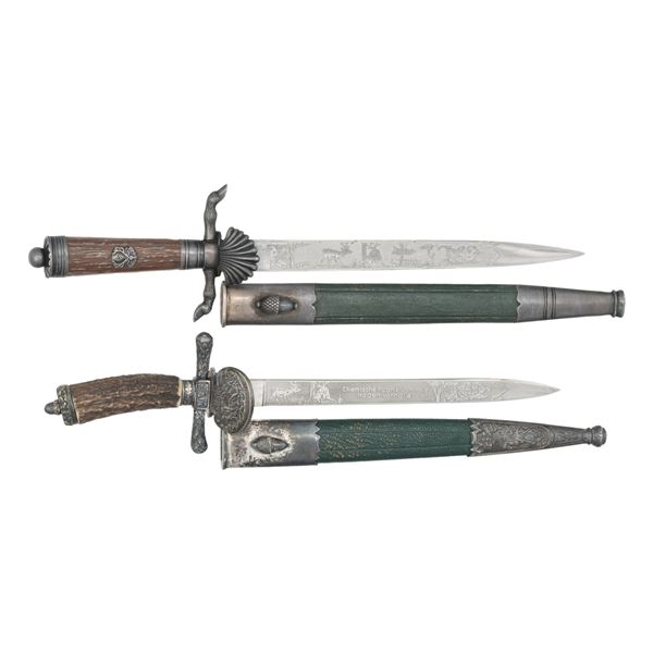 2 WWII GERMAN MINIATURE HUNTING ASSOCIATION