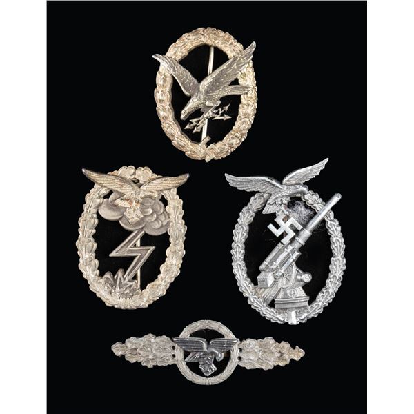 4 WWII GERMAN LUFTWAFFE BADGES AND AWARDS.