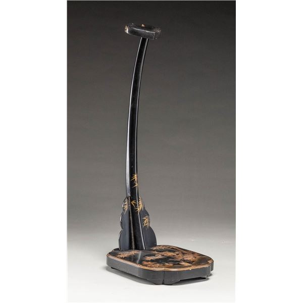 JAPANESE VERTICAL SWORD DISPLAY STAND OR KAKEDAI.