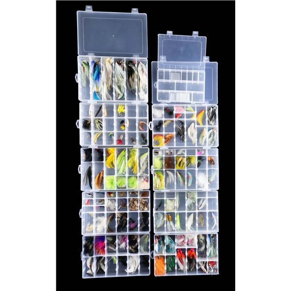 LARGE GROUPING OF FRESH & SALTWATER FLIES & LURES.
