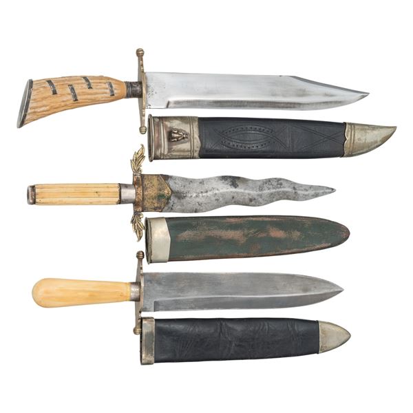 GROUP OF 3 REPRODUCTION BOWIE KNIFES.