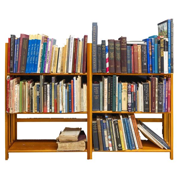 LARGE GROUP OF REFERENCE BOOKS.