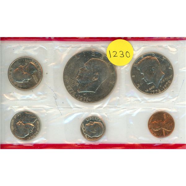 1976 USA Mint Set - With 1974 Half Dollar