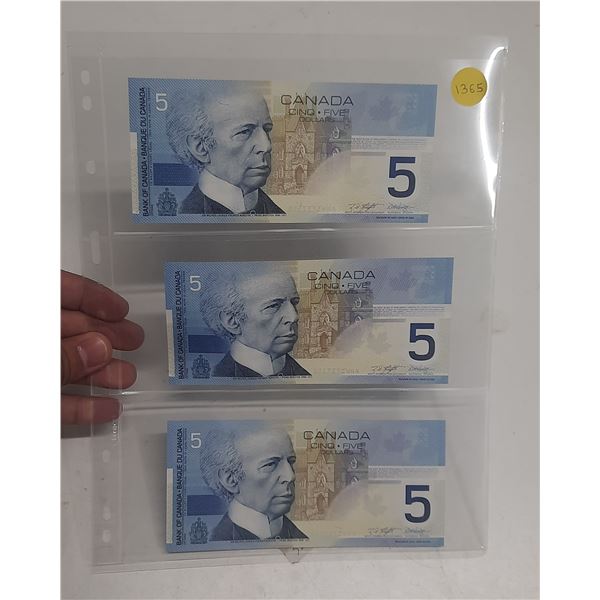 2002 UNC. 3 Canadian Five Dollar Banknotes In Series UNC.
