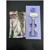 Image 2 : Venus Razor Model 1244081 with Handle and Blade