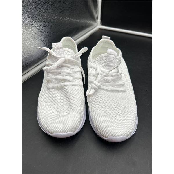 White Knit Casual Shoes with Non-Slip Sole, Size 39