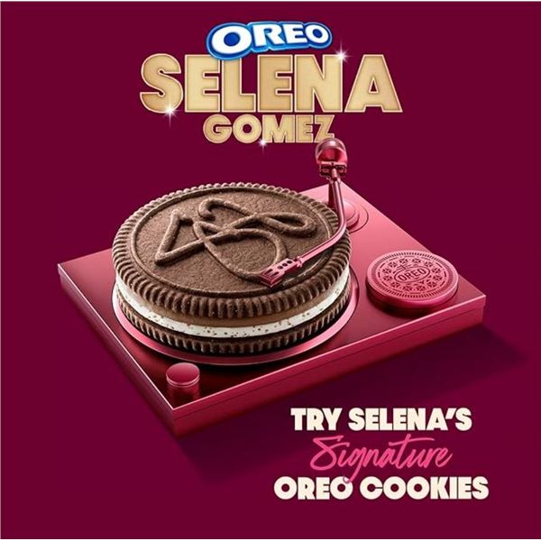 Oreo Selena Gomez Chocolate and Cinnamon Cream Cookies, 303g x 3 Units