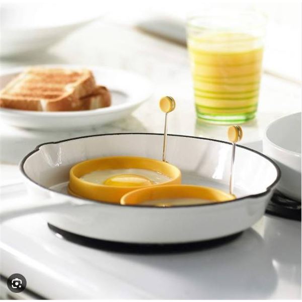 Trudeau Maison Reversible Egg Rings for Frying, Set of 2