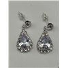 Image 3 : Crystal Teardrop Pendant Necklace and Earring Set