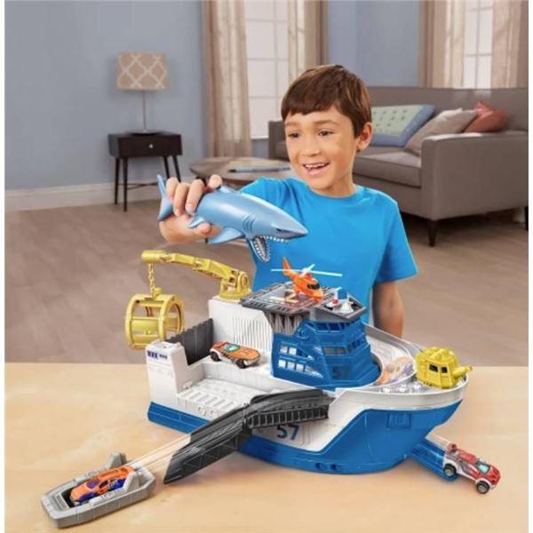 Matchbox Marine Rescue Shark Ship Play Set