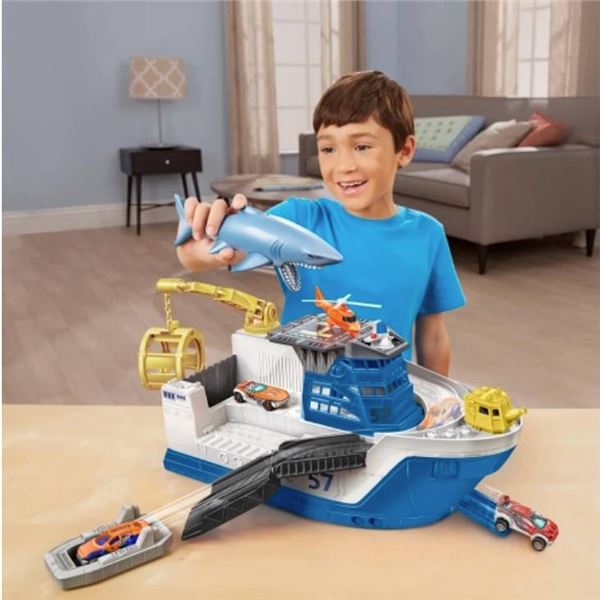 Matchbox Marine Rescue Shark Ship Play Set