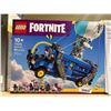 Image 2 : LEGO Fortnite Battle Bus Set 77073 with 954 Pieces