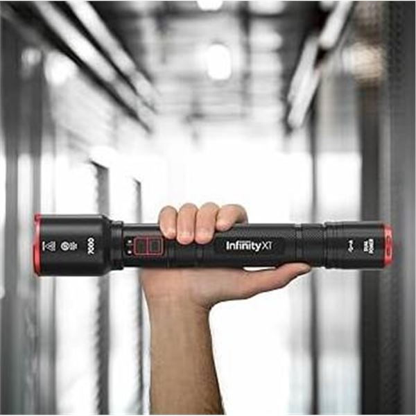 Infinity X1 7000 Dual Power Flashlight With 250m Beam Range
