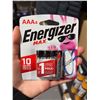 Image 3 : 6 Energizer MAX AAA4 Alkaline Battery Packs