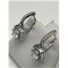 Image 3 : Ladies .985 silver 2.0 carat solitaire earring set