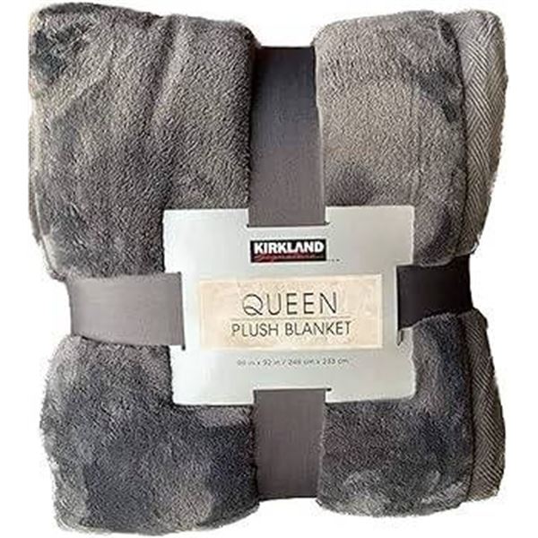 Kirkland Signature Plush Blanket, Queen, 98 x 92 inches, Gray
