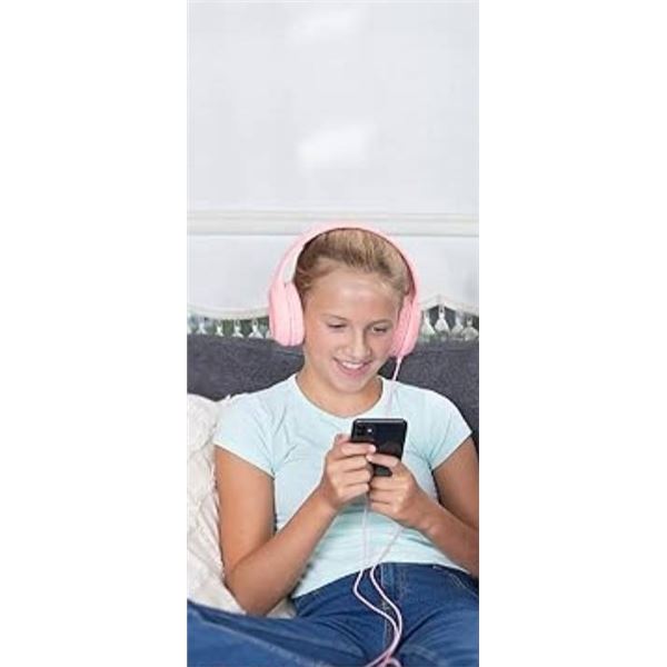 Sonitum Over-Ear Wired Headphones in Pink