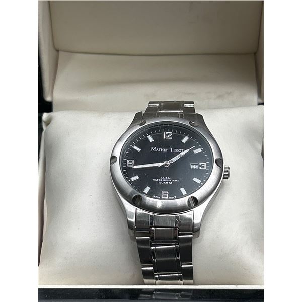 Mathey-Tissot Quartz Water-Resistant Wristwatch with Stainless Steel Bracelet