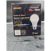 Image 2 : Dicuno 9W LED Dusk-To-Dawn Sensor Light Bulb, 2 Pack, 60W Equivalent