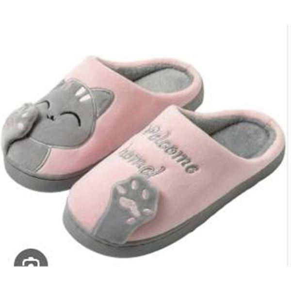Women’s Slippers with Cat Design, Size 38-39