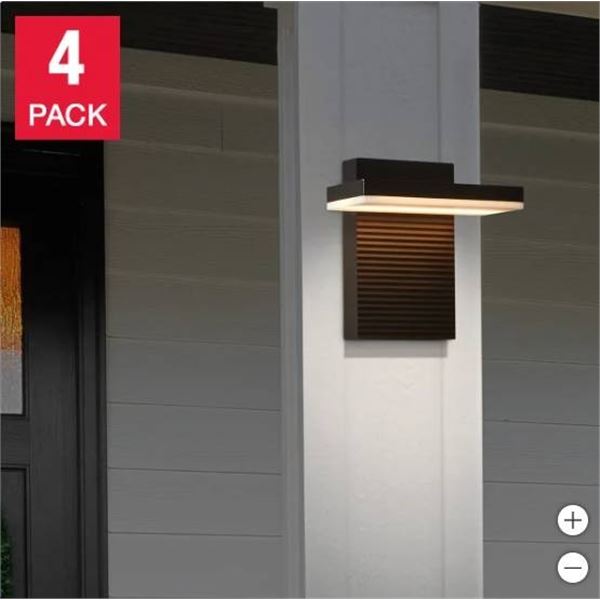4 Solar Post/Wall Accent Lights with 30 Lumens Output