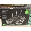 Image 2 : Henckels Paradigm 10-Piece Ceramic Nonstick Cookware Set