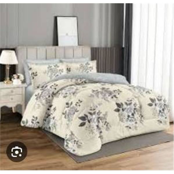 Comfy Vintage Rose King Comforter Set With 7 Pieces SHEET SET, COMFORTOR & 2 PILLOW SHAMS